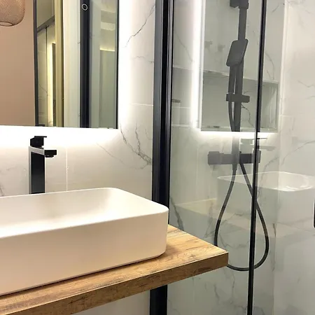 아파트 Central Sliema Stay 슬리에마