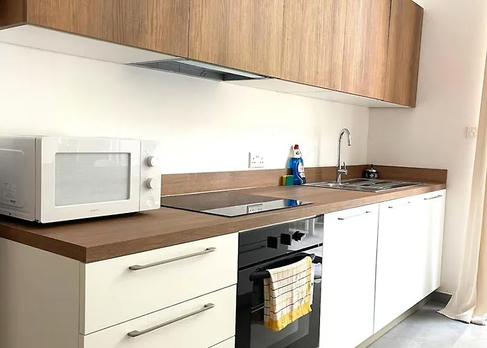 Central Sliema Stay Lägenhet